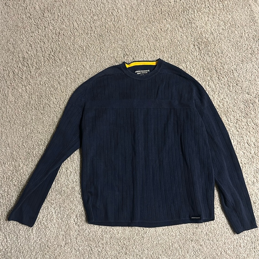 Vintage late 90s Abercrombie and Fitch crewneck